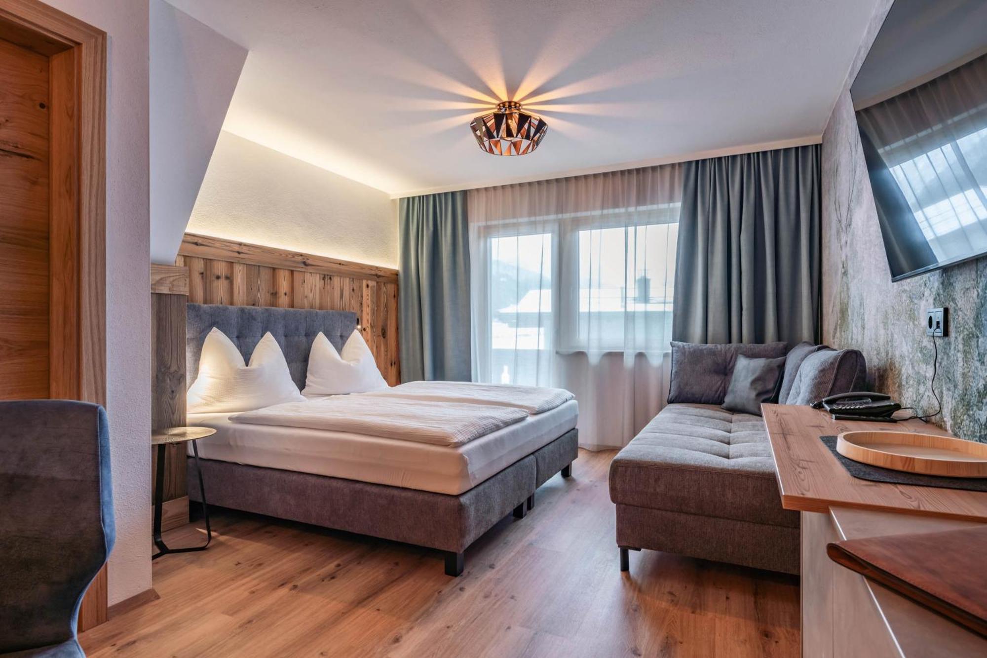 Montana Apartments Mayrhofen Exterior photo
