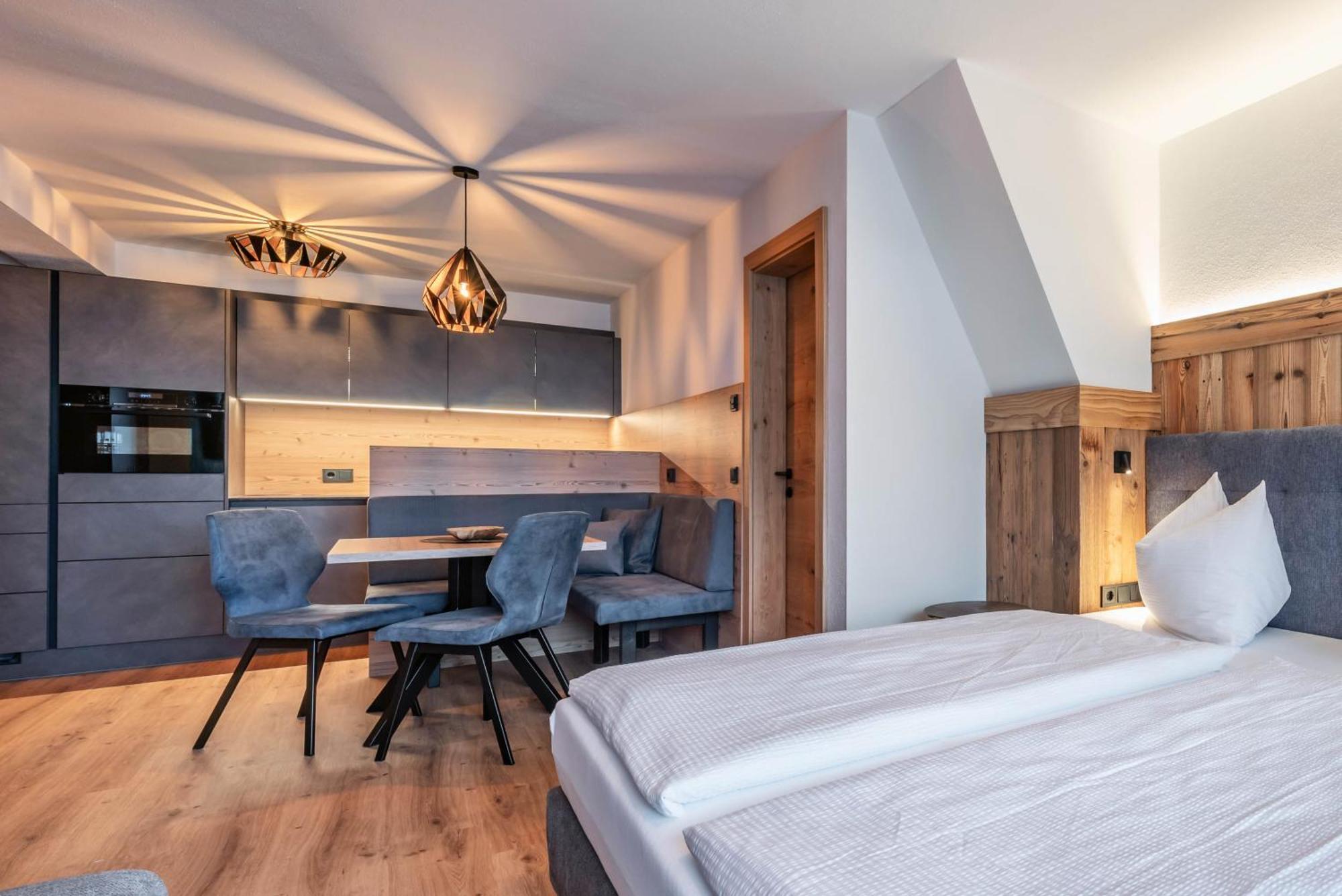 Montana Apartments Mayrhofen Exterior photo