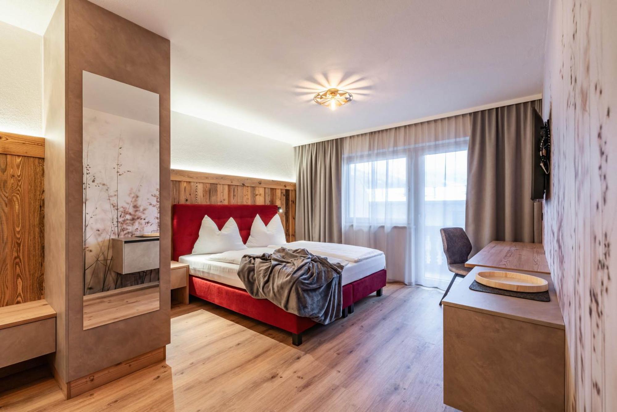Montana Apartments Mayrhofen Exterior photo