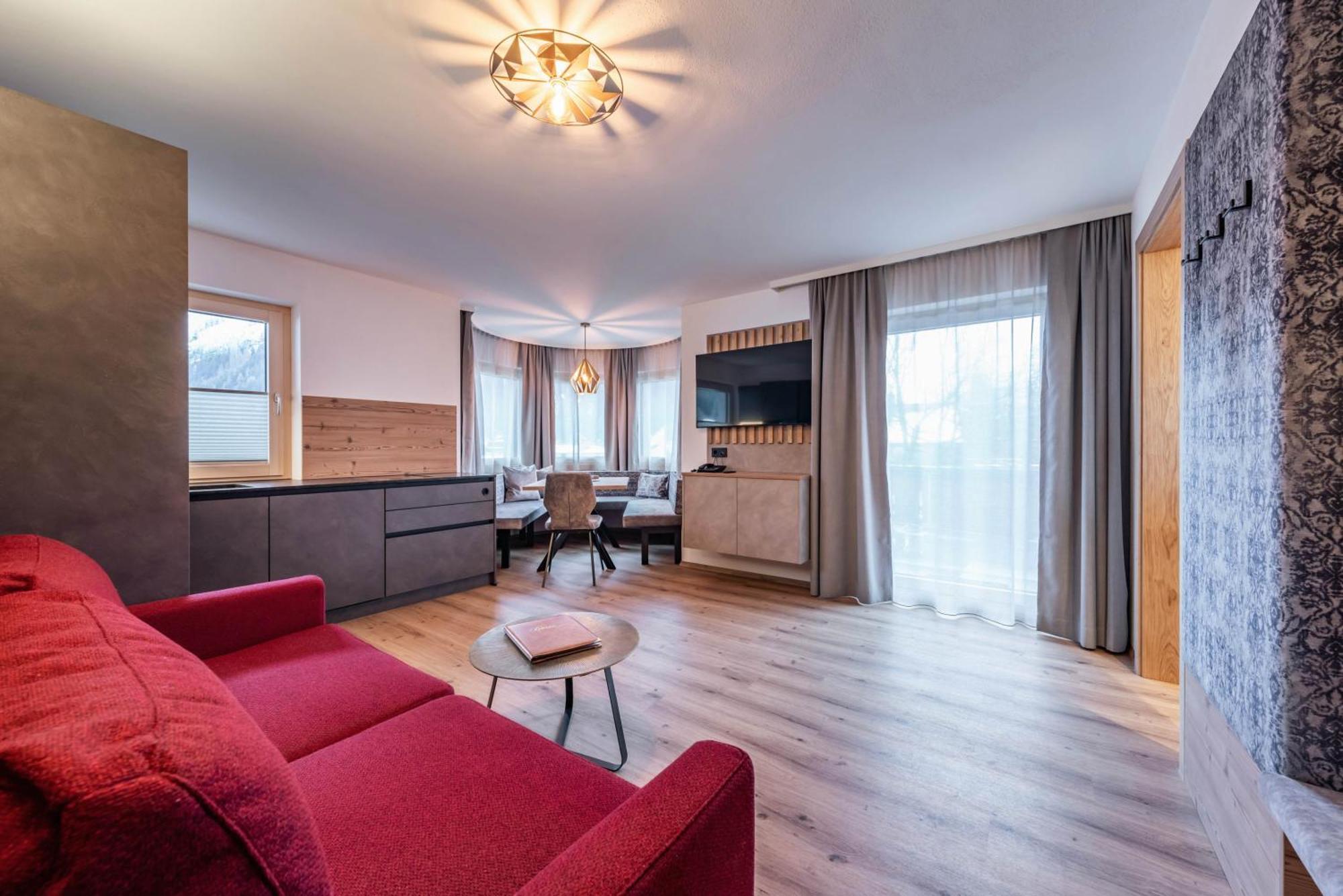 Montana Apartments Mayrhofen Exterior photo