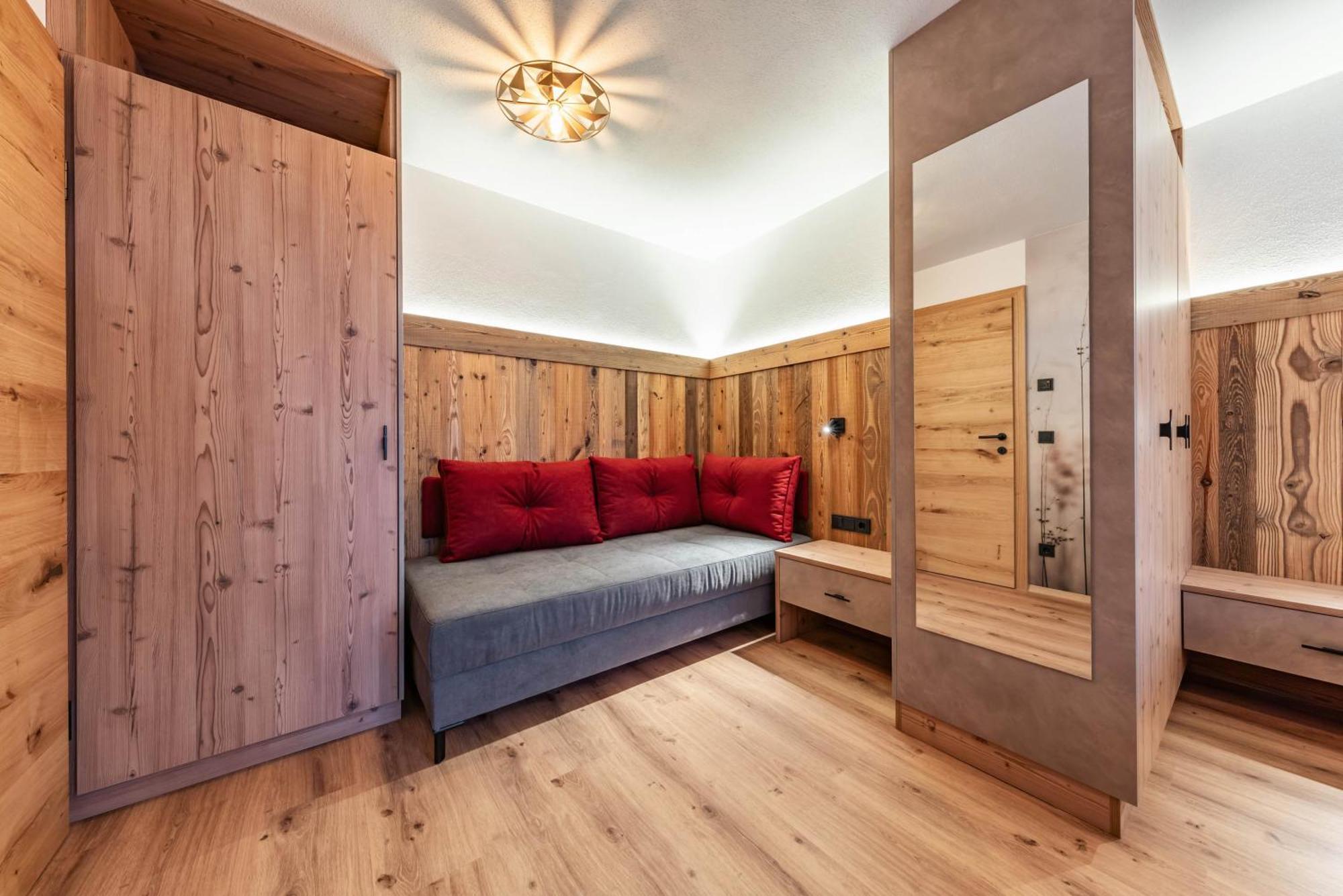 Montana Apartments Mayrhofen Exterior photo